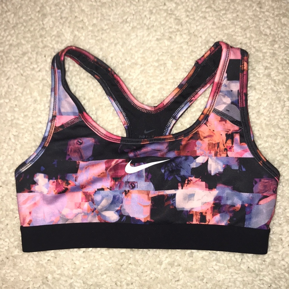 Nike pro sports bra